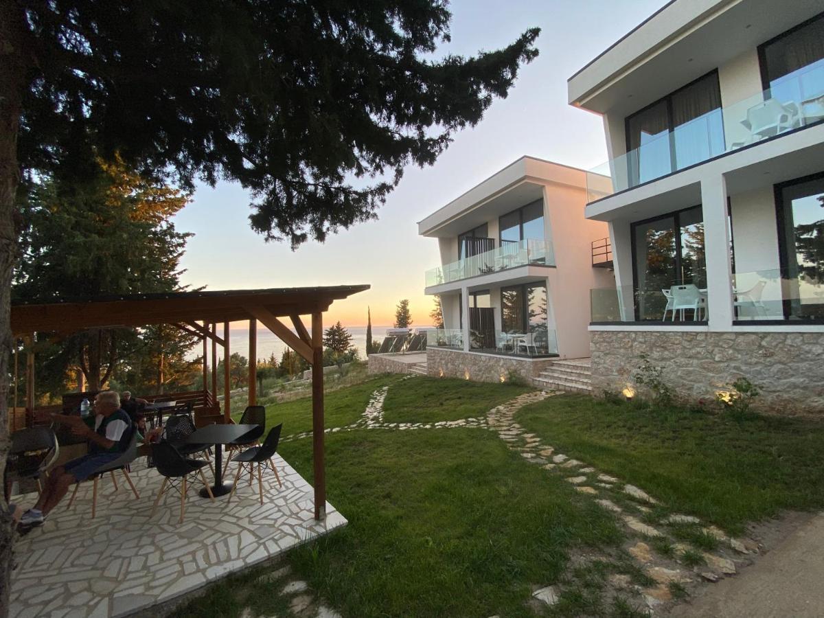 Summer Wine Boutique * Dhermi